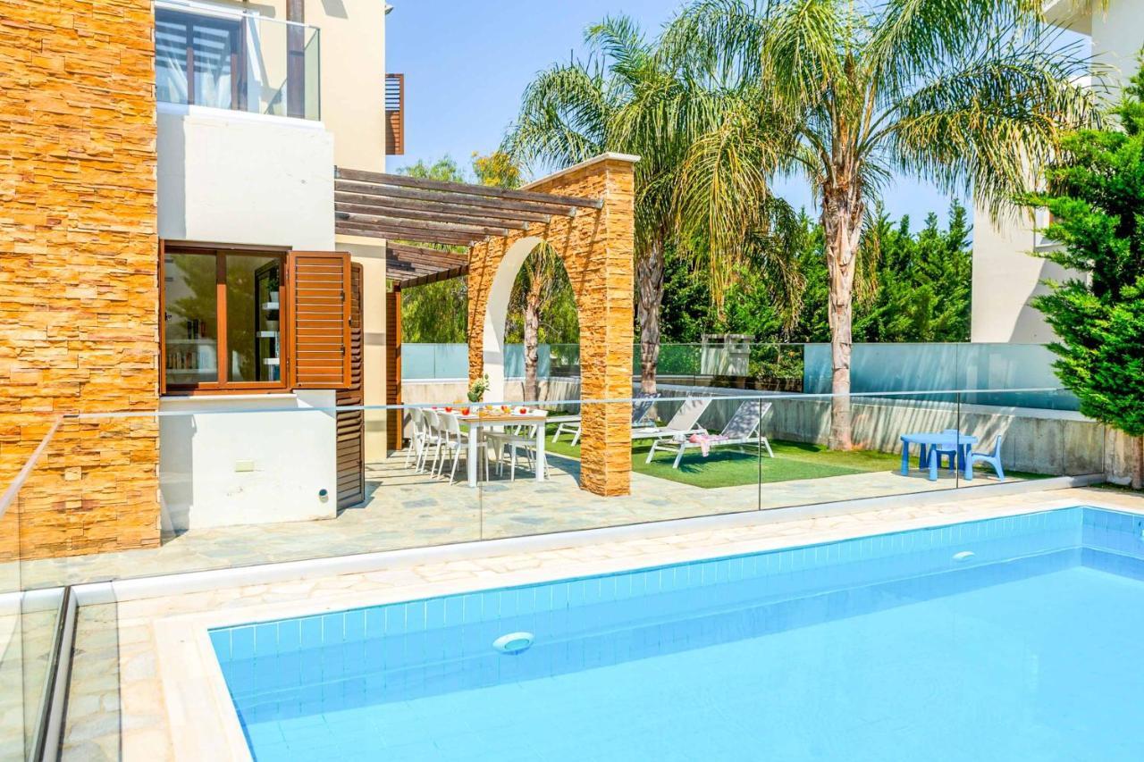 Ionion Seaside Villa